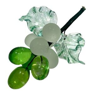 Vintage 1950s Green and Clear Glass Chinese Grape Cluster with Leaves Art Glass